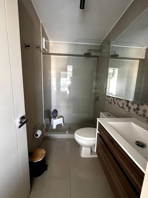 Home Cavero, Moderno Y Completo Departamento Ліма Екстер'єр фото